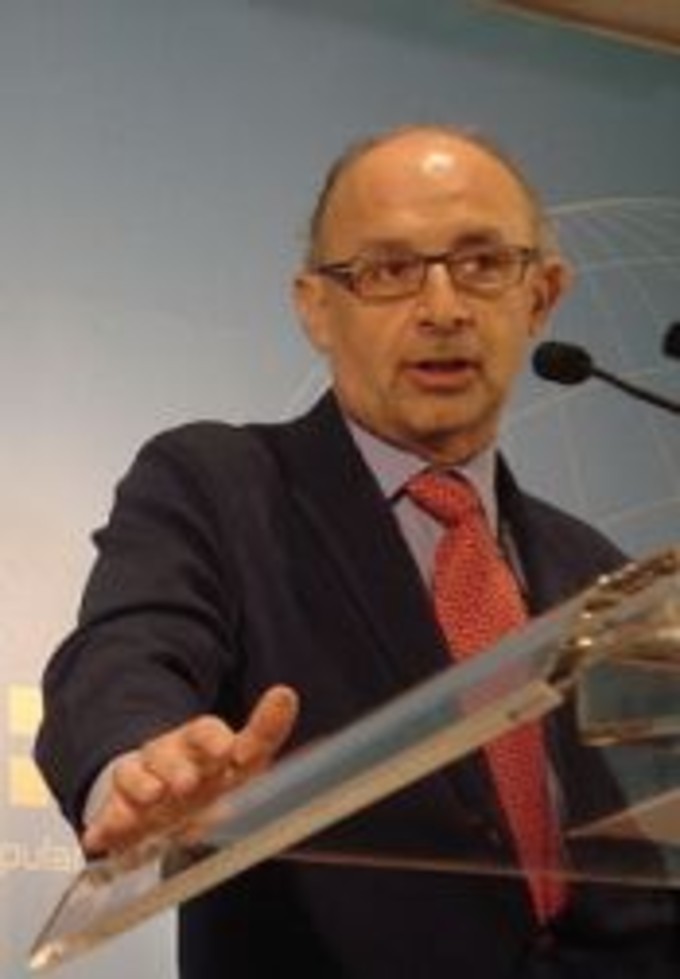 Cristóbal Montoro-Ministro de Hacienda